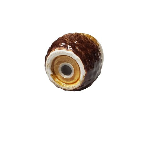 Vintage Squirrel Hugging Acorn Nut Salt and Pepper Shakers Decor Made in Japan - Picture 6 of 15